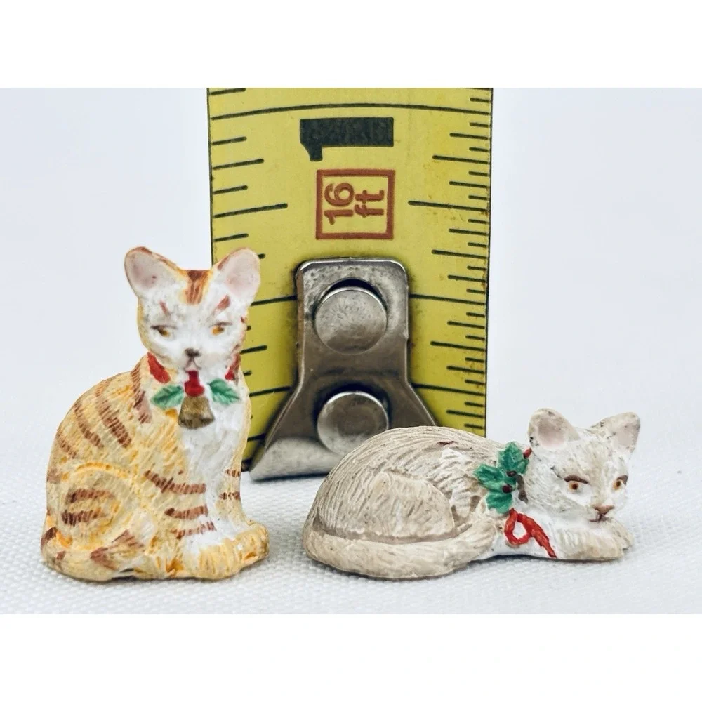 Vintage Dollhouse Miniature Lot Of 2 Cats - Christmas Bows Stripes White